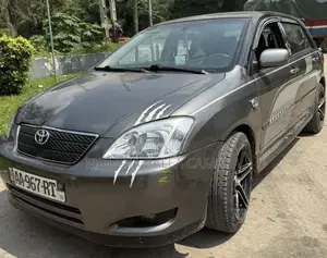 Toyota Corolla 1.4 D Automatic 2004 Gris