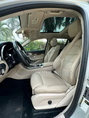 Mercedes-Benz GLC-Class 2019 Blanc cassé