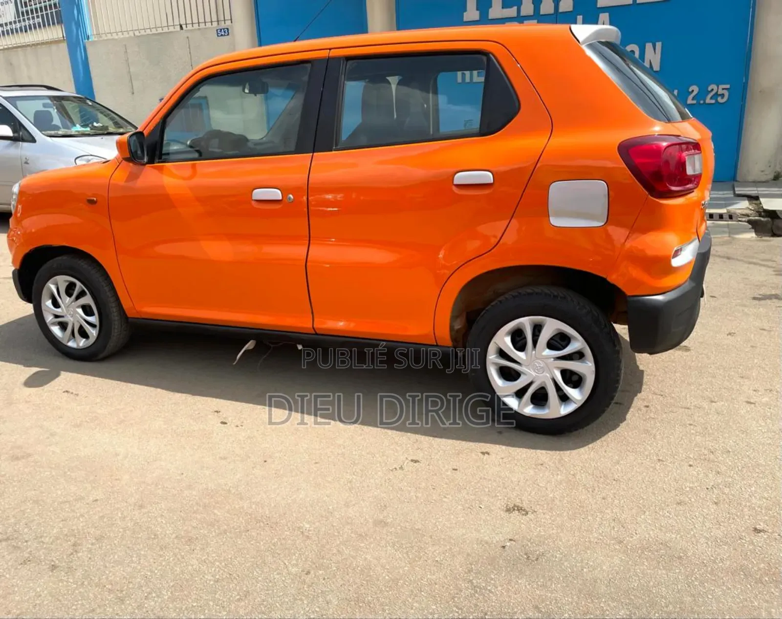 Suzuki S-Presso 2023 Orange