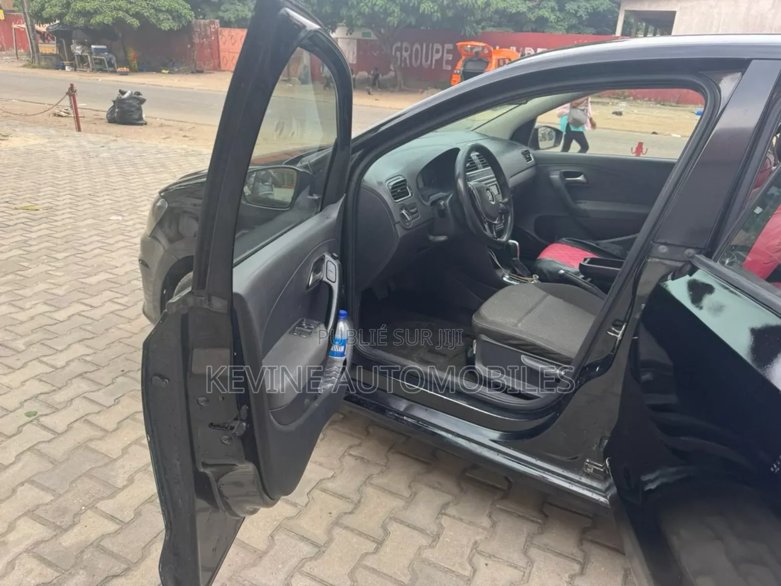 Volkswagen Polo 2017 Black