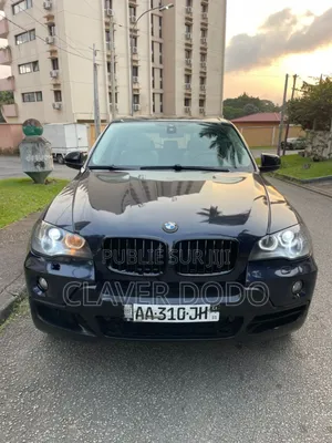 BMW X5 xDrive30i AWD (3.0L 6cyl 6A) 2010 Noir