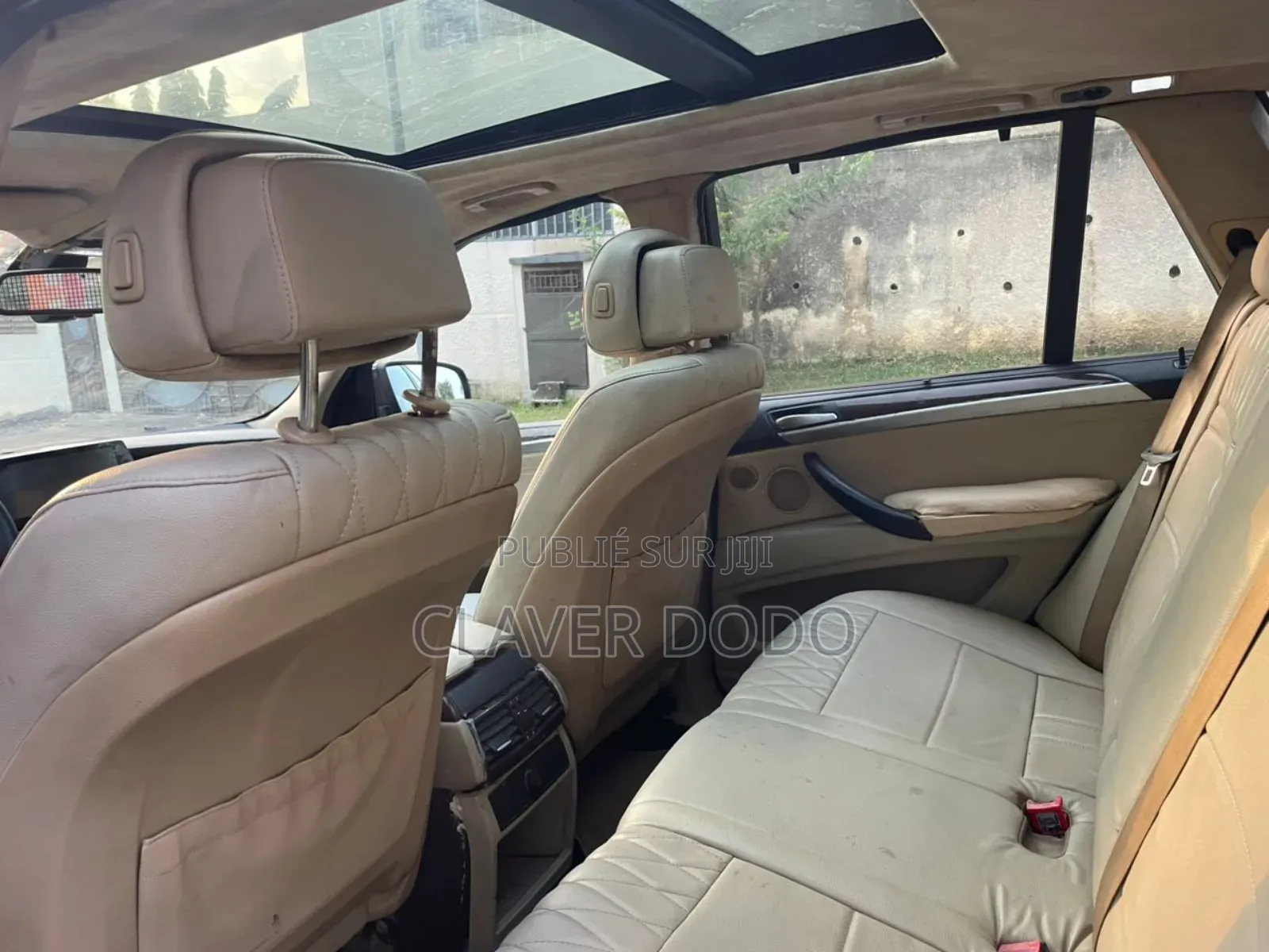 BMW X5 xDrive30i AWD (3.0L 6cyl 6A) 2010 Noir