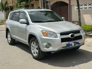 Toyota RAV4 2016 Argenté