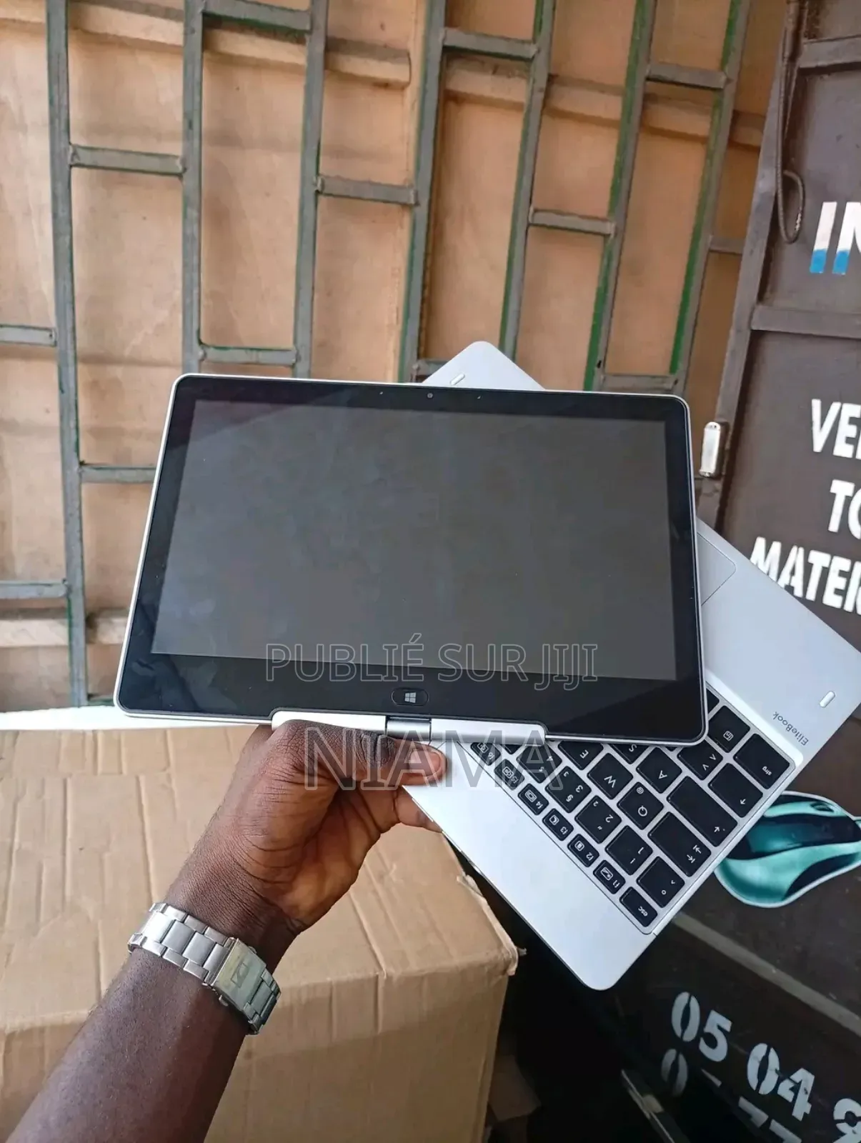 New HP EliteBook Revolve 810 G1 4GB Intel Core I5 SSD 256GB