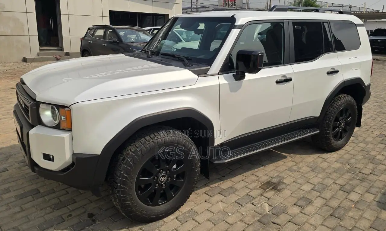 New Toyota Land Cruiser Prado 2.8 2025 Blanc