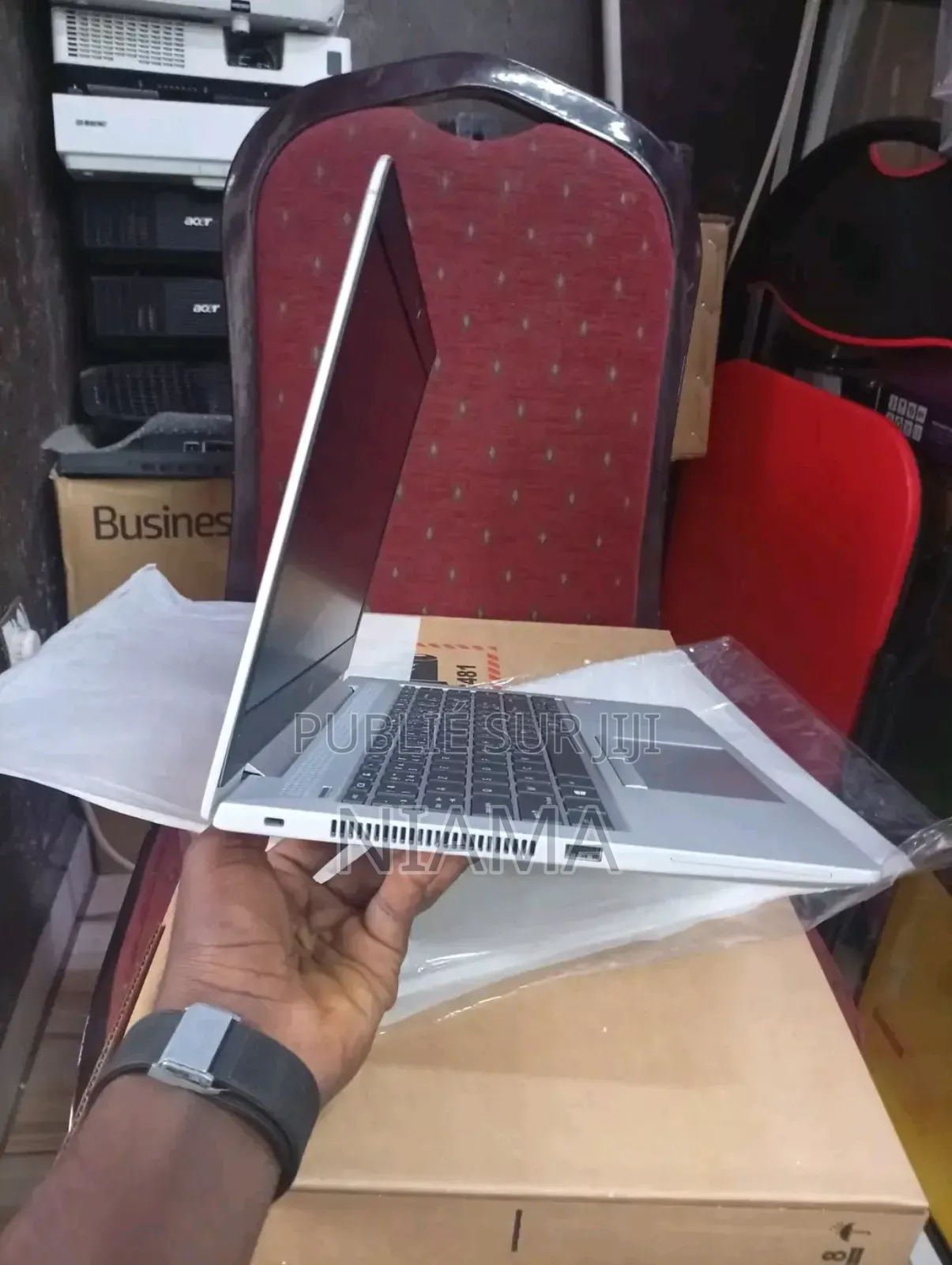 New HP EliteBook 840 G5 16GB Intel Core I5 SSD 512GB