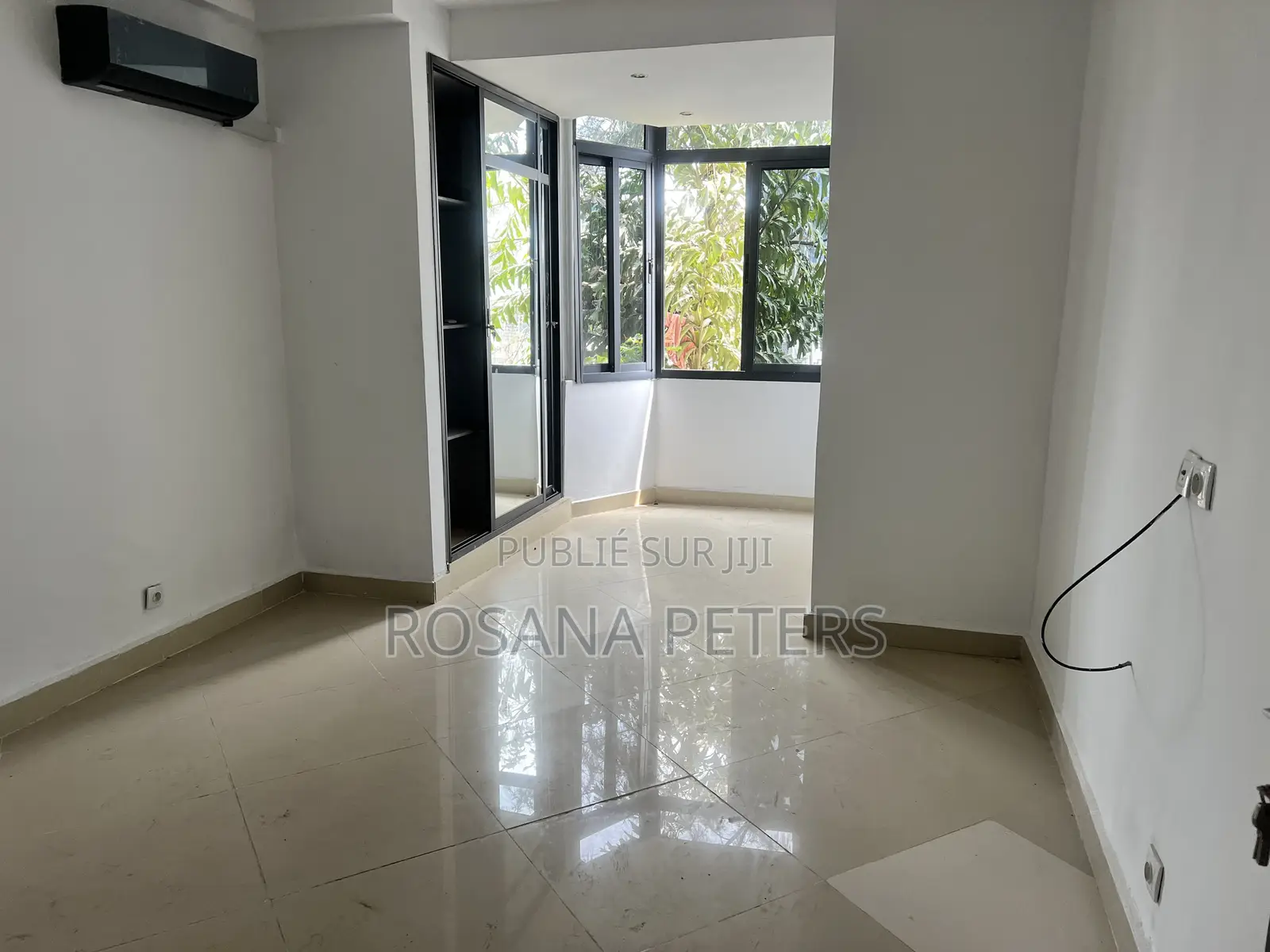 Apparemment À Louer 2 Pièces en Zone4