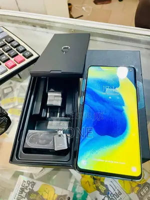 New Samsung Galaxy S10 512 GB Bleu