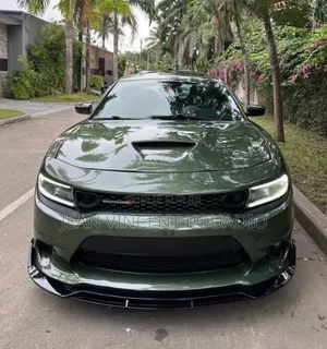 Dodge 600 2019 Vert