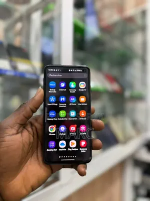 New Samsung Galaxy S10 128 GB Black