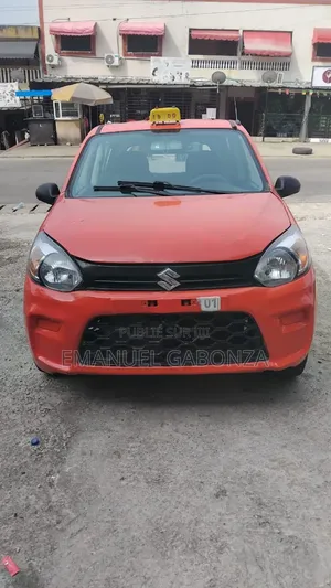 Suzuki Alto 2025 Orange