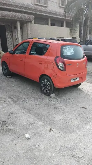 Suzuki Alto 2025 Orange