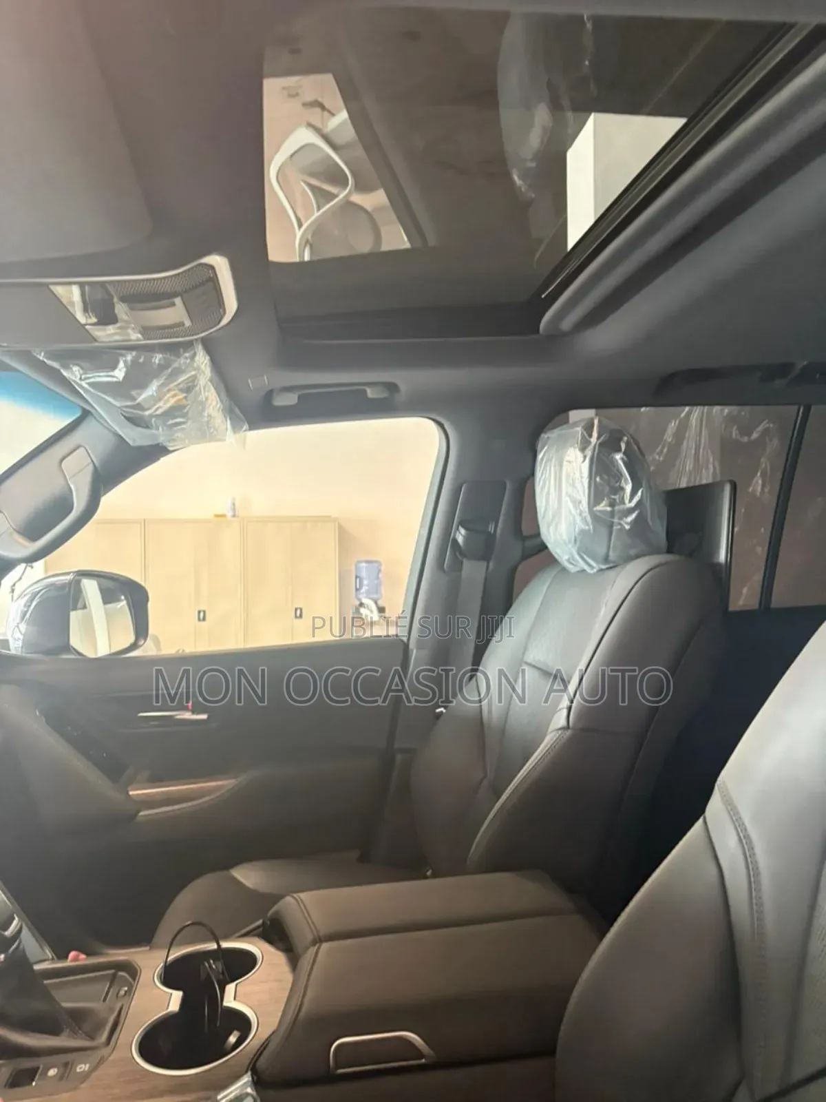 Toyota Land Cruiser LC300 2025 Gris