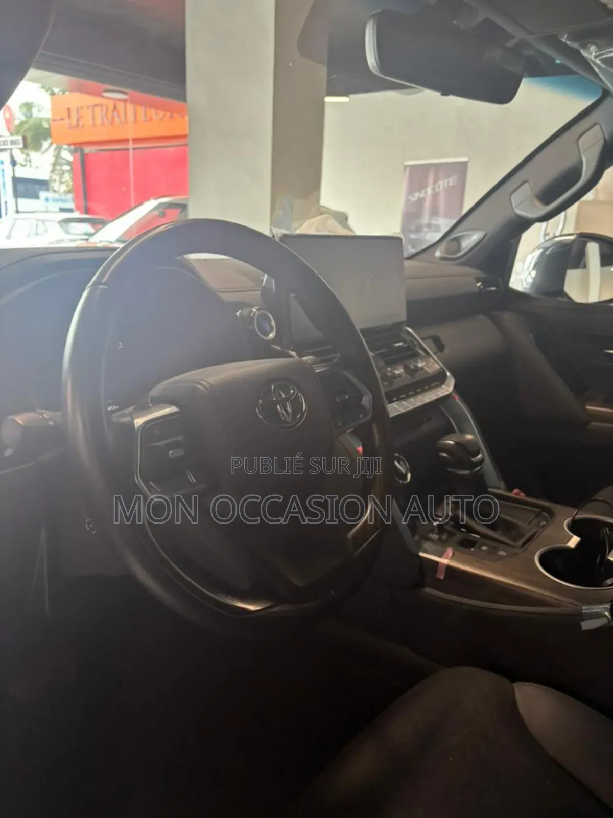 Toyota Land Cruiser LC300 2025 Gris