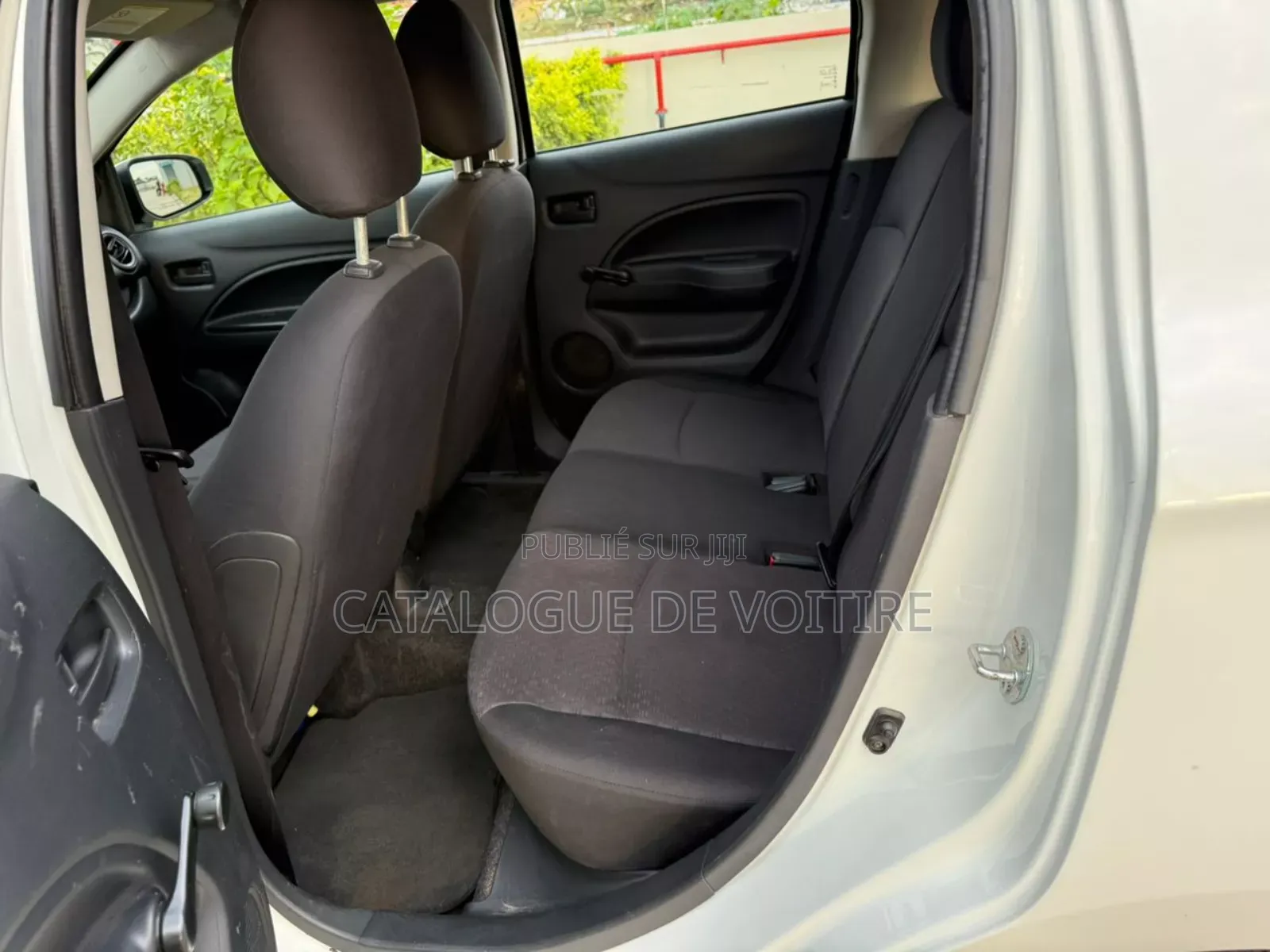 Mitsubishi Mirage 2022 Blanc