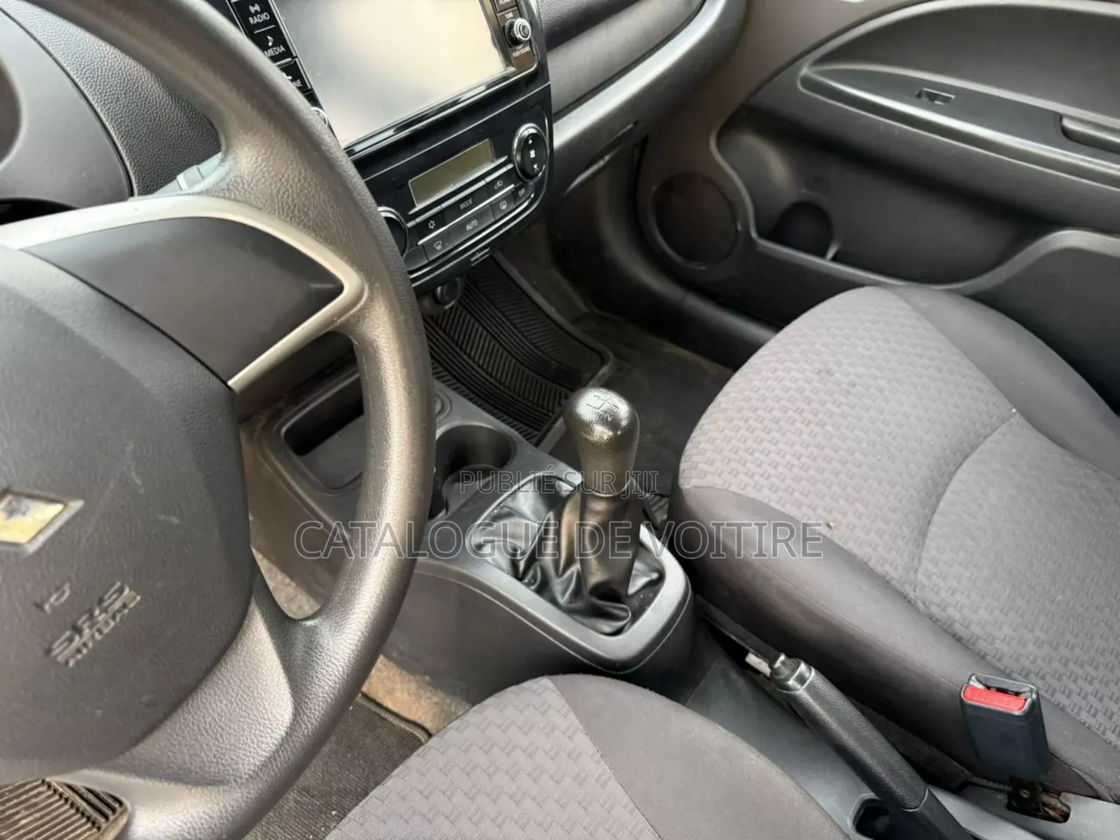 Mitsubishi Mirage 2022 Blanc