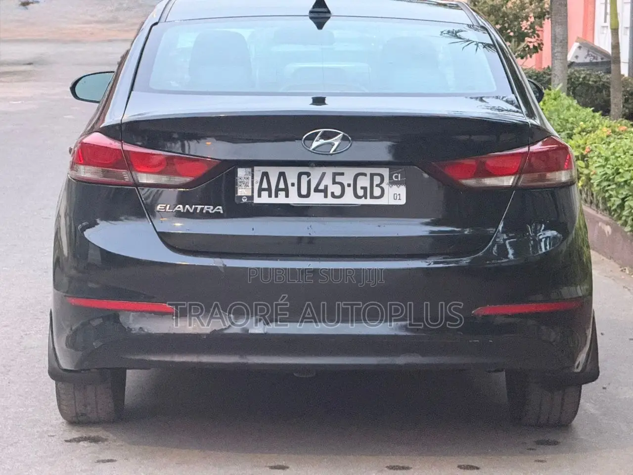 Hyundai Elantra 2018 Black