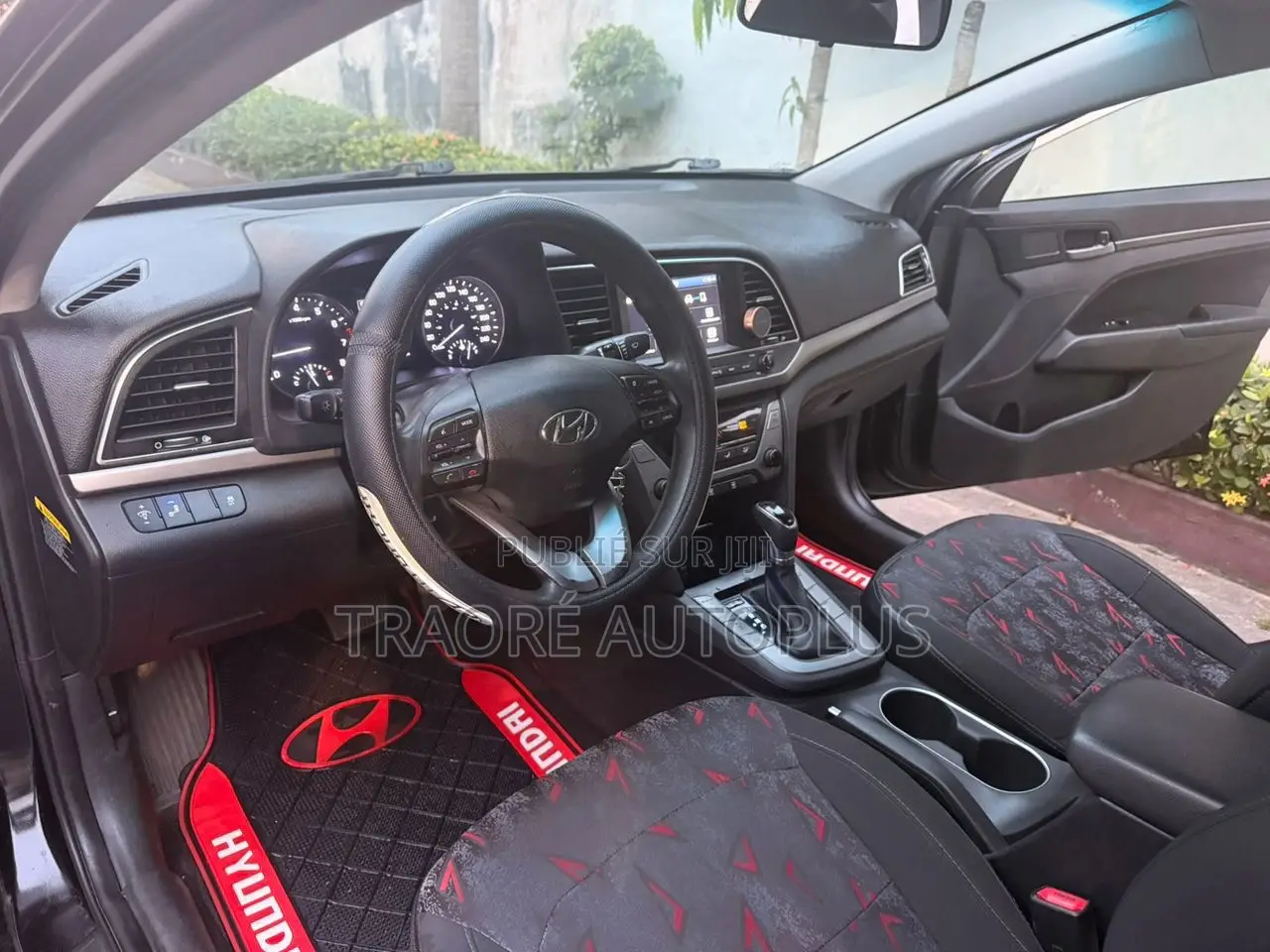 Hyundai Elantra 2018 Black