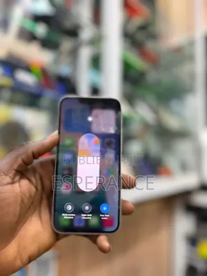 Apple iPhone 13 128 GB Or rose