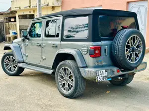 Jeep Wrangler Sahara 4 Door 4x4 2023 Argenté