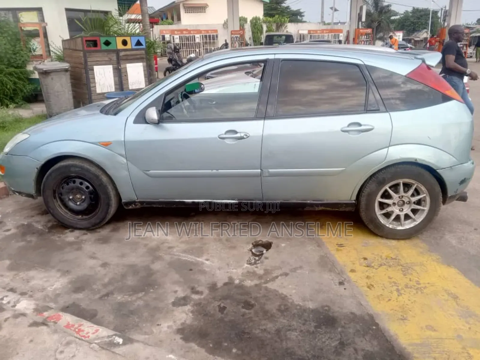 Ford Focus 2018 Bleu