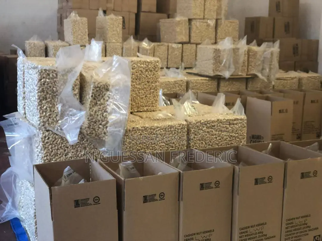 Shelled Cashew Nuts Ww320 Available