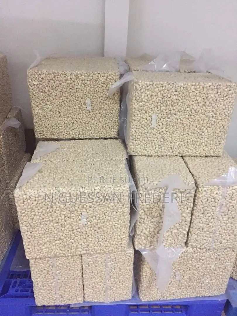 Shelled Cashew Nuts Ww320 Available