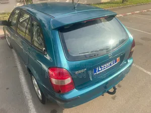 Mazda 323 1.6 2002 Autre