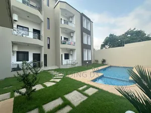 Furnished 3chbre Appartement dans Location Immobilière, Cocody à Louer