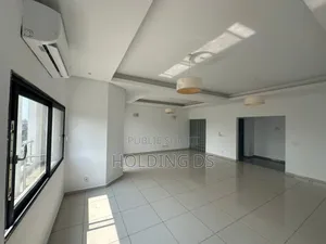 Furnished 3chbre Appartement dans Location Immobilière, Cocody à Louer