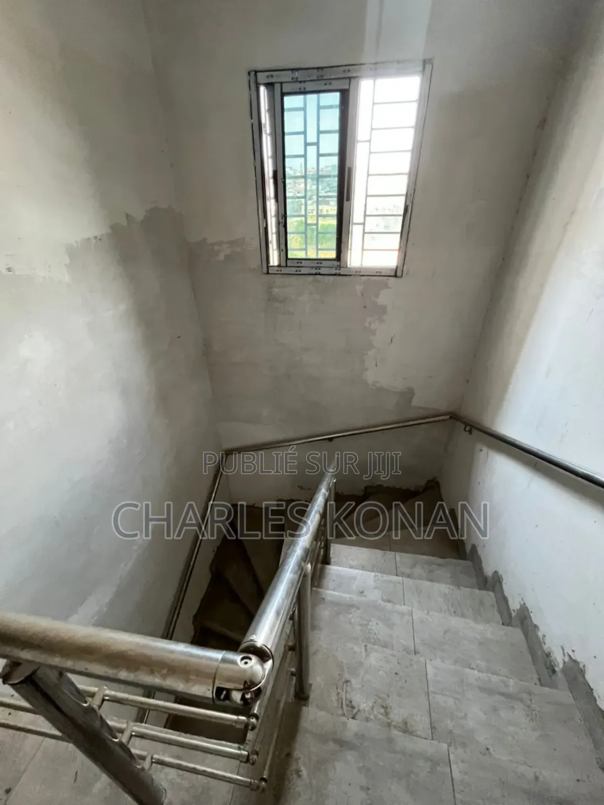 5chbre Duplex dans Bingerville à Louer