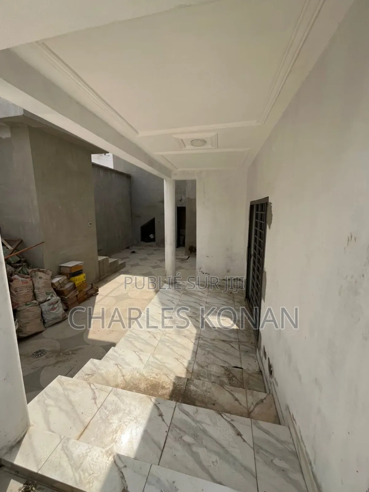 5chbre Duplex dans Bingerville à Louer