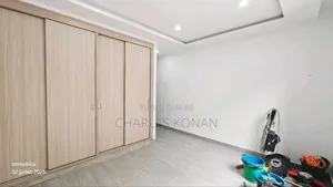 4chbre Duplex dans Bingerville à Louer