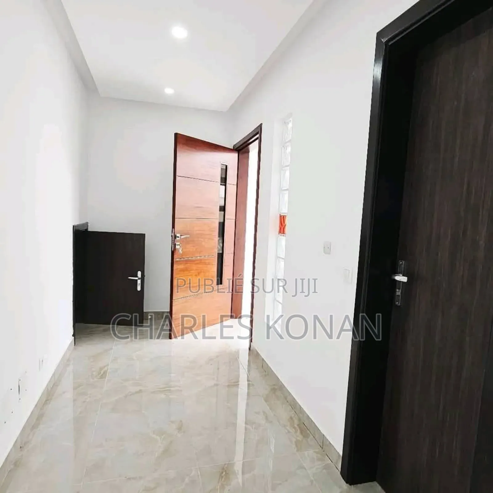 4chbre Duplex dans Bingerville à Louer