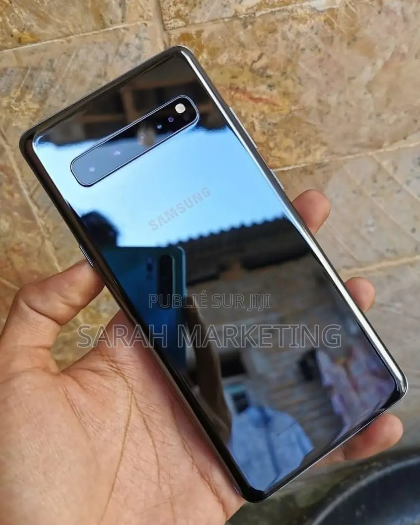 New Samsung Galaxy S10 512 GB Black