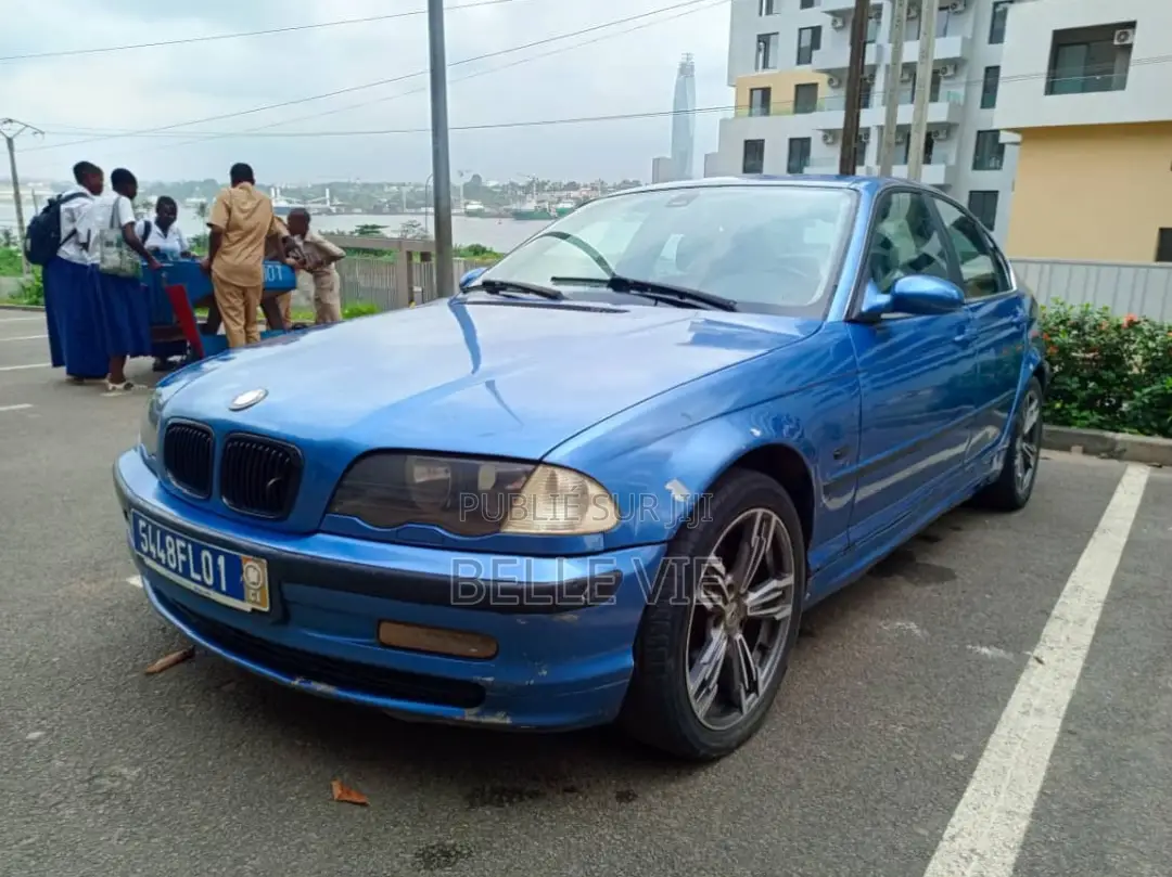 BMW 1 Series 2004 Bleu