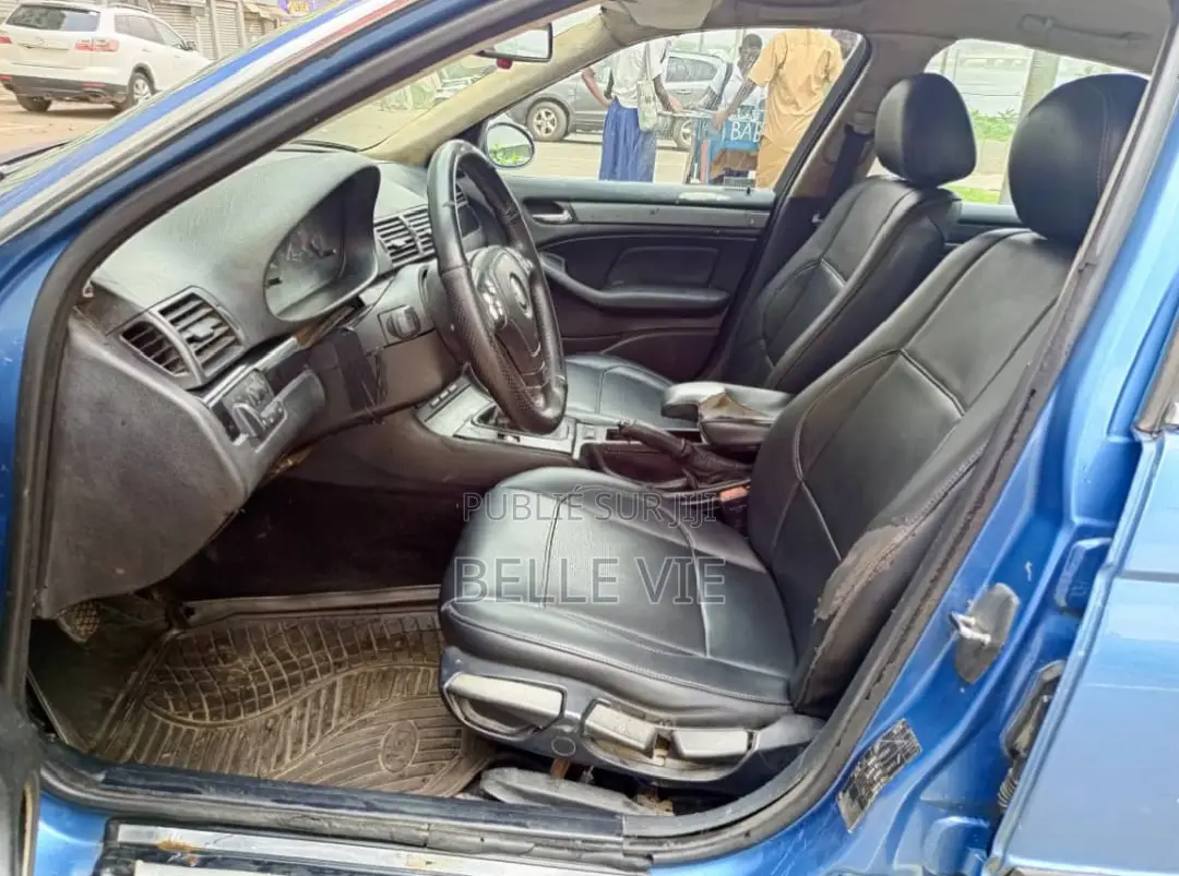 BMW 1 Series 2004 Bleu