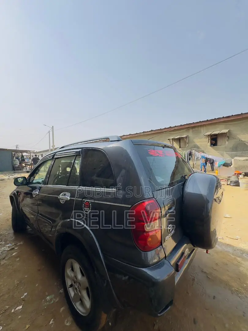 Toyota RAV4 2006 Noir
