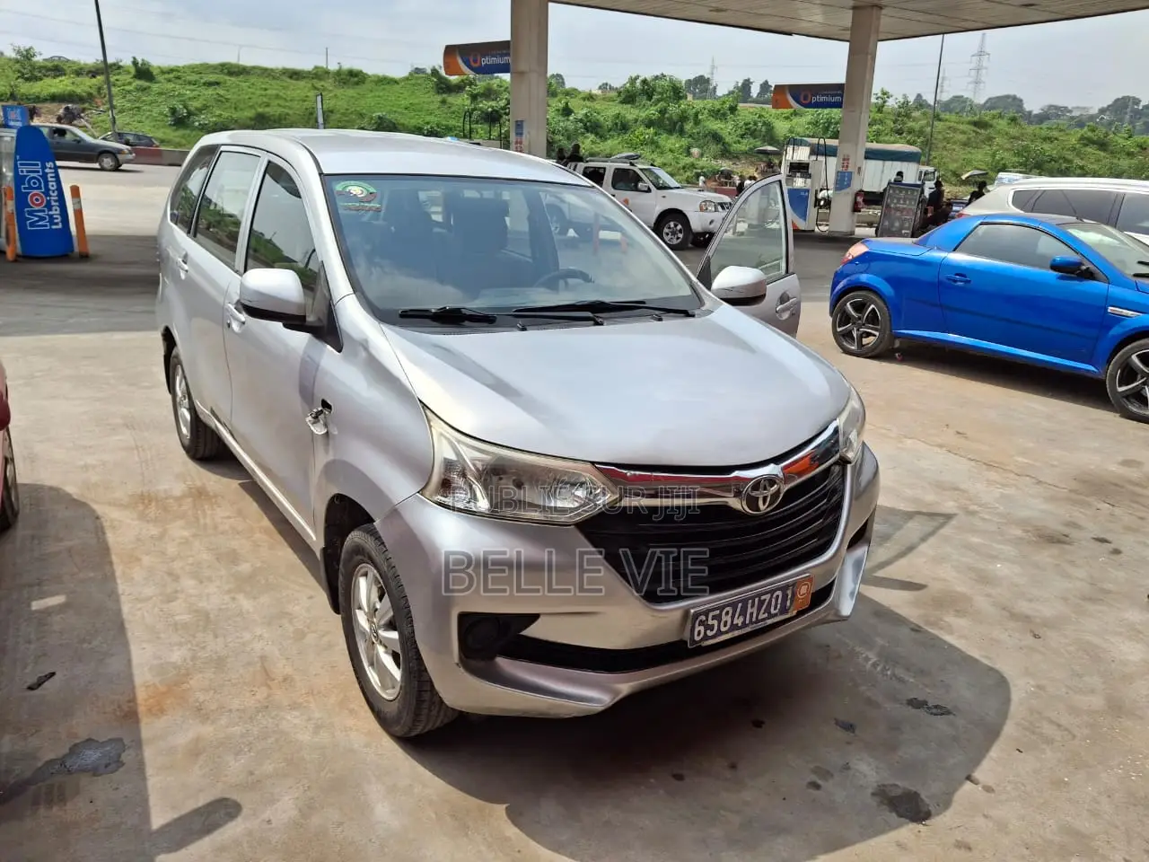 Toyota Avanza 2013 Gris