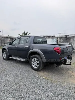 Mitsubishi L200 Double Cab 2.5 136hp 4WD 2008 Marron