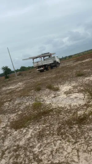 *Terrain À Vendre en Rapide 4 Lots De 400m2 a 18m