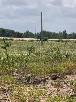 *Terrain À Vendre en Rapide 4 Lots De 400m2 a 18m