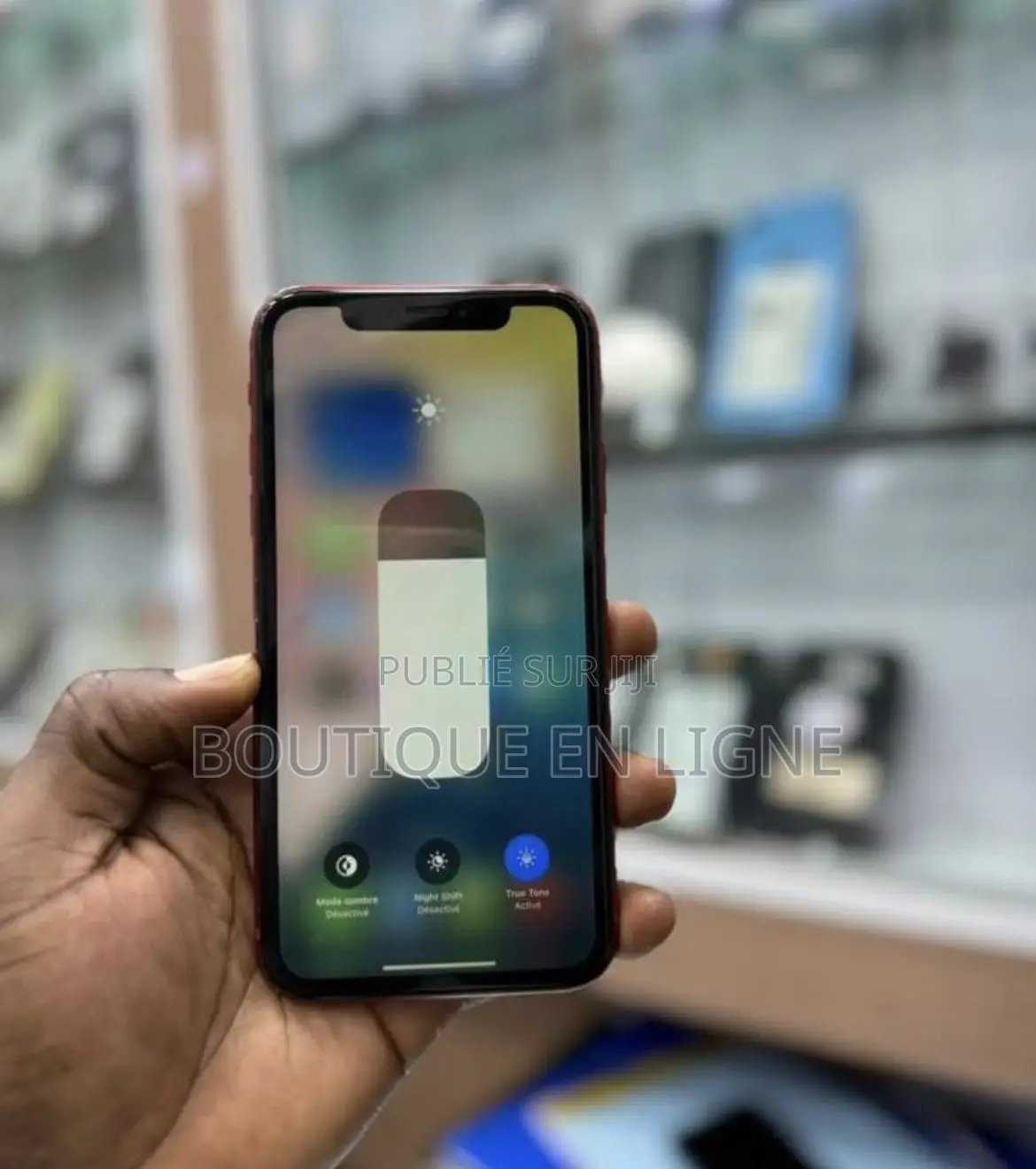 Neuf Apple iPhone XR 64 GB Rouge