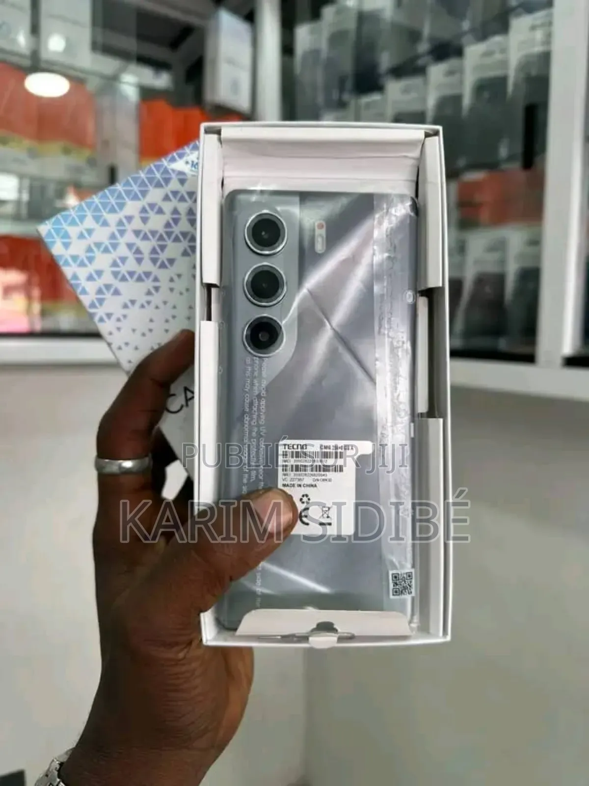 New Tecno Camon 40 Pro 256 GB Gris