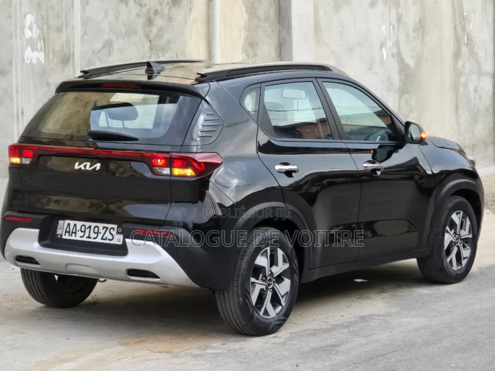Kia Sonet 2022 Black