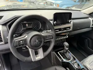 New Mitsubishi L200 2025 Black