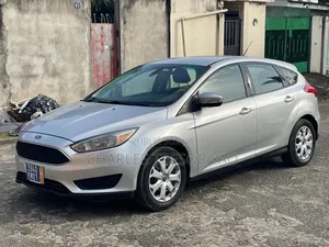 Ford Focus 2016 Gris