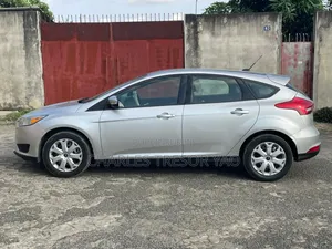 Ford Focus 2016 Gris