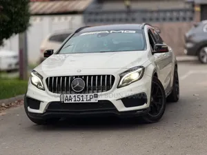 Mercedes-Benz GLA-Class 2019 Blanc