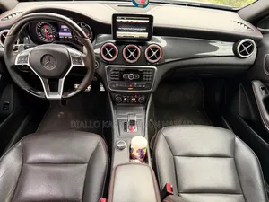 Mercedes-Benz GLA-Class 2019 Blanc